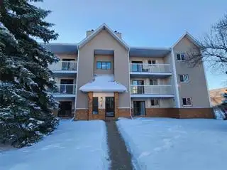 Move-In Ready Apartment!