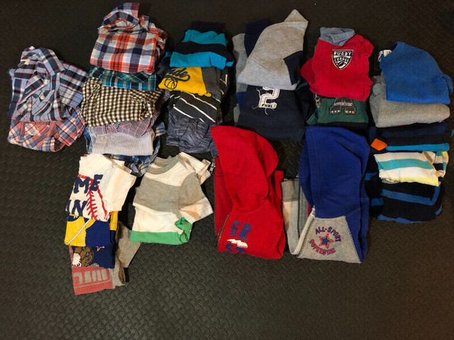 Lot de vêtements pour garçon de 12 à 18 mois dans Vêtements - 12 à 18 mois  à Lévis