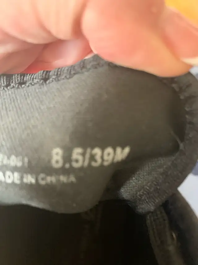 Chinese Laundry Women’s Boots in Women's - Shoes in City of Halifax - Image 3