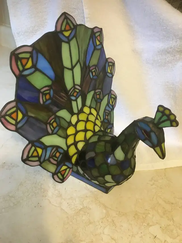 VINTAGE 2  TEAK CHAIRS & NEW ROOSTER   TIFFANY STYLE GLASS LAMPS in Chairs & Recliners in Mississauga / Peel Region - Image 6