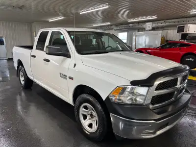 NOUVEL ARRIVAGE DODGE RAM 1500 SLT QUAD CAB 2014. AUTOMATIQUE 4x4 150 000km MOTEUR 8 CYL 5.7L HEMI J...