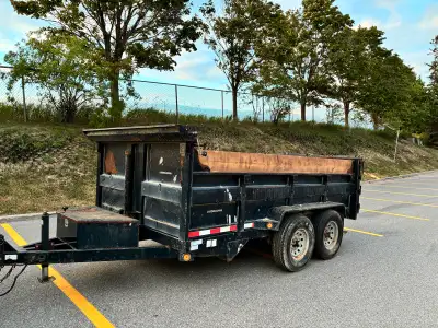Selling a 2015 dump trailer Trailer is in great shape Solid all around used lightly All works greet...