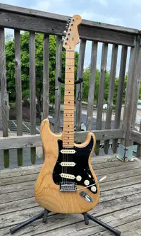 Limited Edition Oiled Ash Fender Stratocaster USA 
