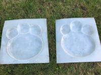 STEPPING STONE MOLDS/FORMS, BIG FOOT, LARGE, SET OF TWO