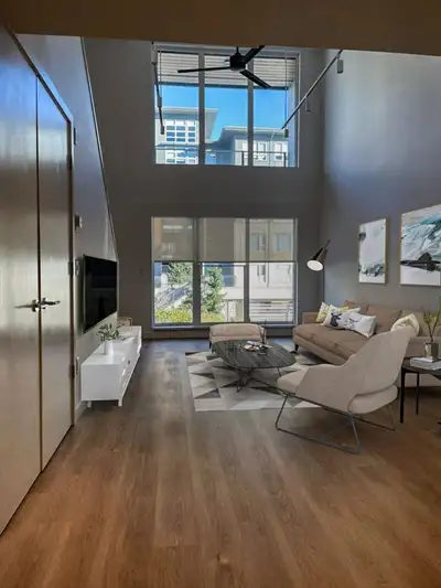 Spacious Loft at SFU Campus