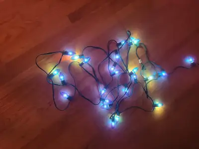 LUMIÈRES DE NOËL*5 SÉRIES DE 25 LUMIÈRES EXT. 25 PIEDS*$5, View more