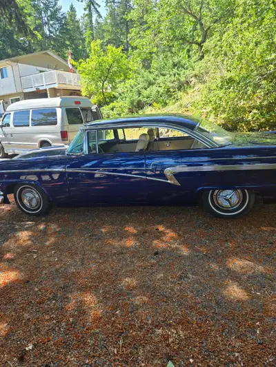 1956 Meteor Rideau Victoria 2 door hardtop, one of 2110 built. This is a mild custom. 302 Ford rebui...