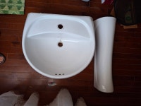 Pedestal Sink