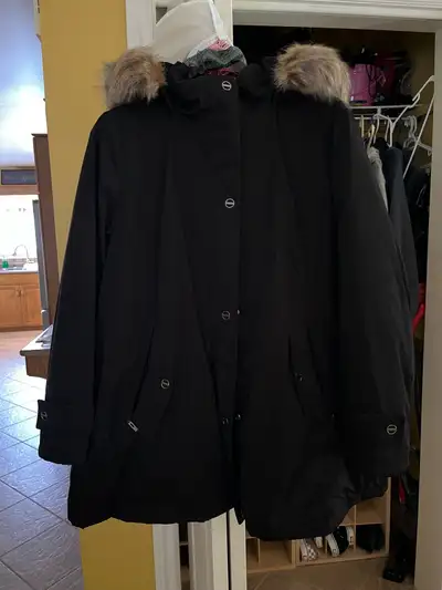 Woman’s Winter Coat, View more