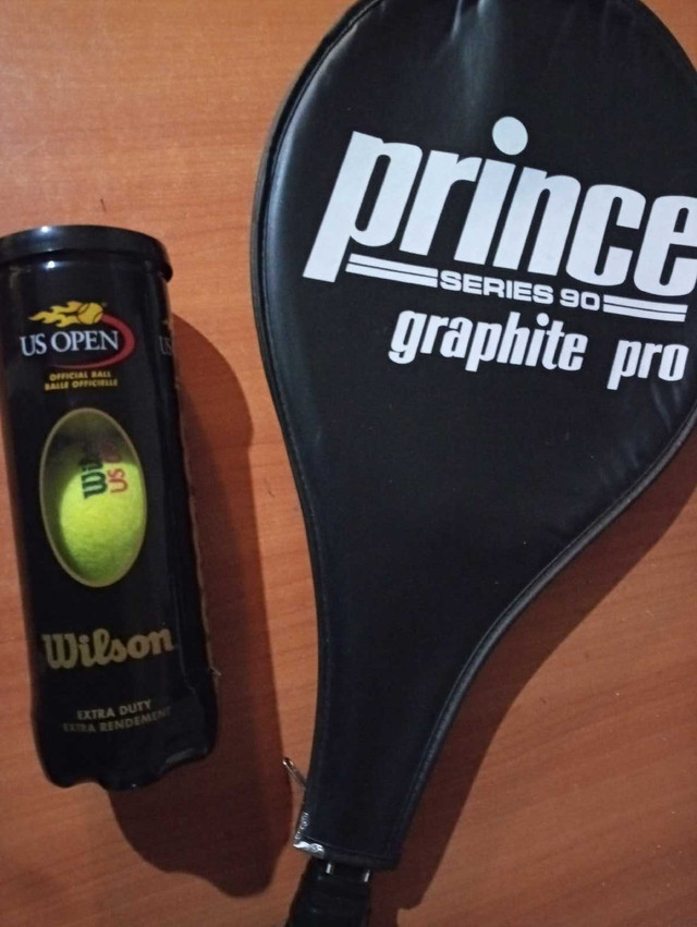 Raquette tennis Prince Graphite pro excellente condition $25. dans Tennis et raquettes  à Saint-Jean-sur-Richelieu