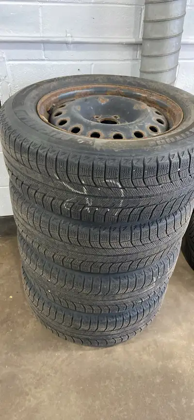 Michelin winter tire , 2018 rav4 Tread 40-50 % remaining No repair , no leak, no issues $160 firm