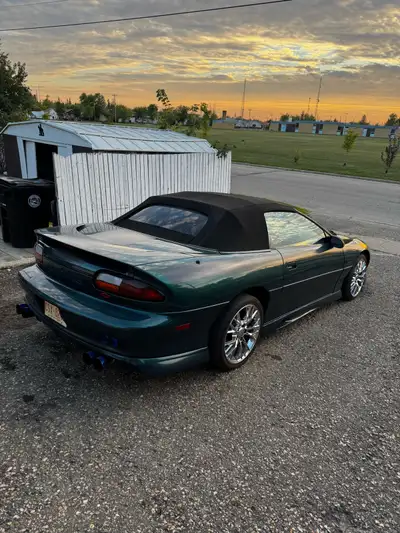 1997 Camaro Z28 Convertible – 5.7L V8, Automatic Well-kept 1997 Camaro Z28 convertible. The car has...