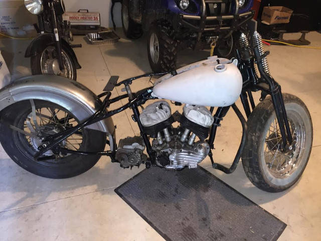 HARLEY, 1959 G motor. Good condition. Running motor. in Other Parts & Accessories in Sarnia - Image 3