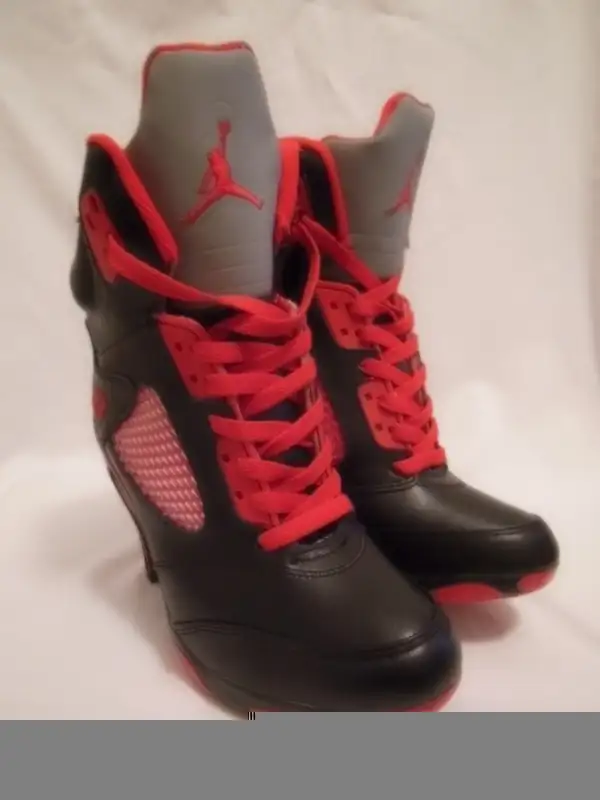 Bottillons JORDAN pour Femme 7 (ou 38) - Neuves !  418-681-1686 in Women's - Shoes in Québec City - Image 5