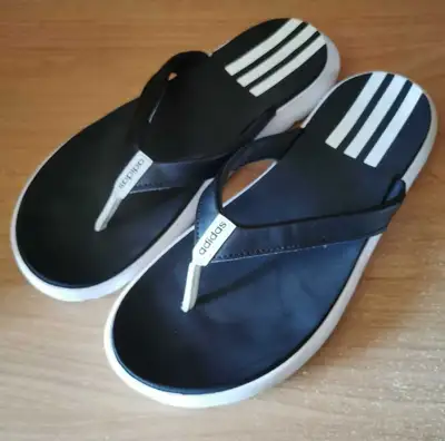 Adidas Comfort Flip Flops Slip-on construction Synthetic upper Plush feel Polyurethane footbed Colou...