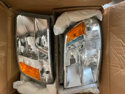 I have original set of headlights and tail lights off of a 2018 Dodge ram 1500 quad cab 150 or best...