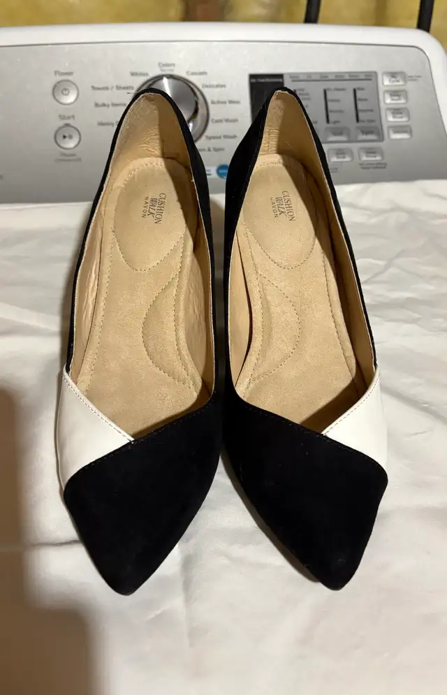Women’s High Heels Size 8 $5 firm in Women's - Shoes in Calgary - Image 3