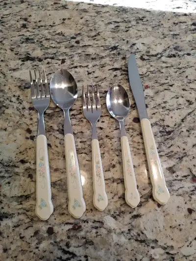 34 piece utensils set (spoons, forks, knives), View more