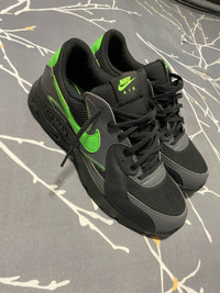 Black green Nike airs
