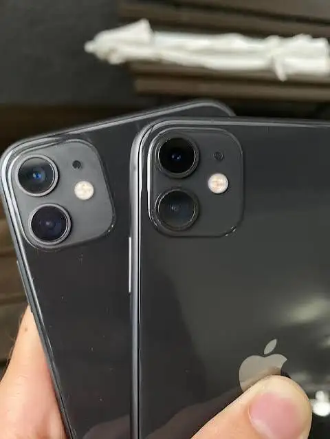 UNLOCKED iPhone 11  (64 GB) 236-423-0967 in Cell Phones in Prince George - Image 2