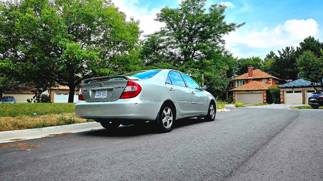 2004 Toyota Camry SE in Cars & Trucks in City of Toronto - Image 3