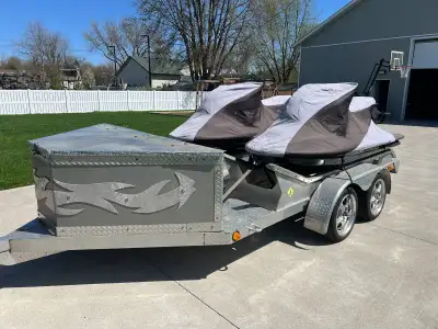 1999 and 1998 Seadoo XP limiteds on custom trailer. 2 stroke 951cc. Used once last year. Both run gr...