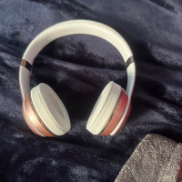 Beats Studio 3 Wireless Headphones- Rose Gold