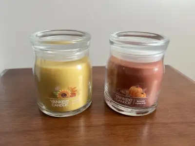 Yankee Candle 2-wick 13 oz medium jar candle, View more