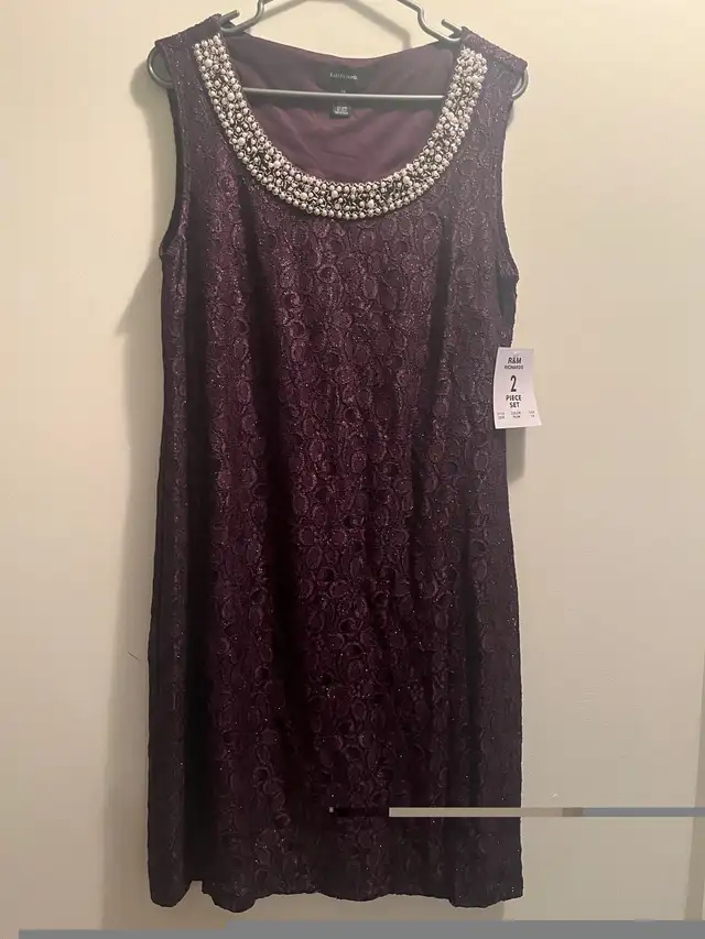 R&M Richards Womens 2pcs  Jacket /  Dress 14, Plum in Women's - Dresses & Skirts in Mississauga / Peel Region - Image 8
