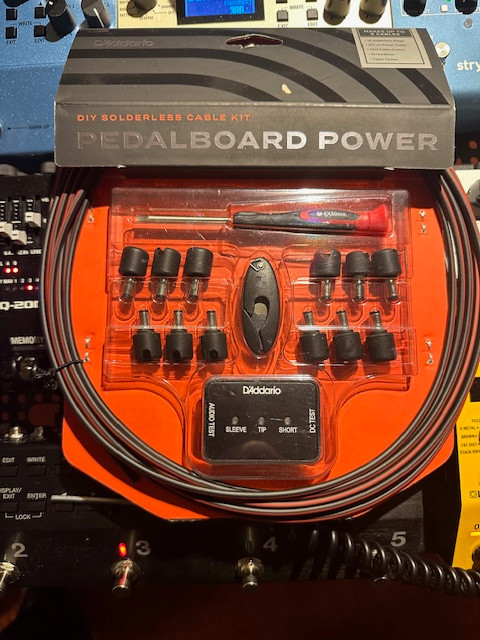 D'Addario DIY Solderless Pedalboard Power Kit in Amps & Pedals in Leamington