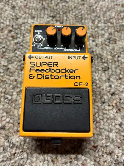 Boss DF-2 Super Feedbacker & Distortion pedal , View more