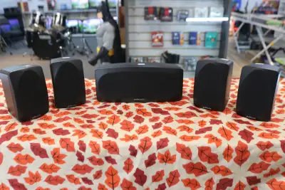 5 Piece Speakers Polk Audio rm6005 (#5883), View more