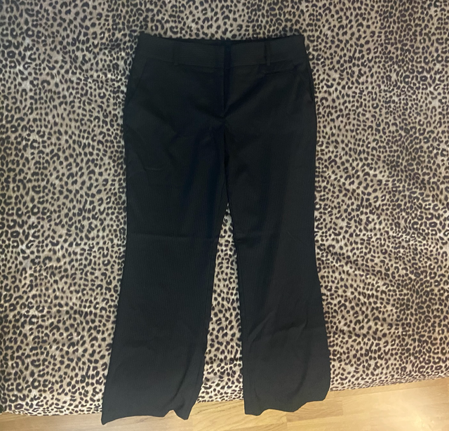 DALIA COLLECTION (Size 14) Black Liner Dress Pants in Women's - Bottoms in Ottawa - Image 3