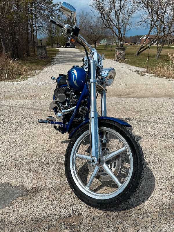 2008 Harley Davidson Rocker C Soft Tail in Street, Cruisers & Choppers in City of Toronto - Image 2