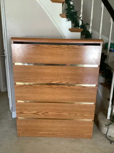 Bedroom Dresser with 5 drawers Great condition Dresser