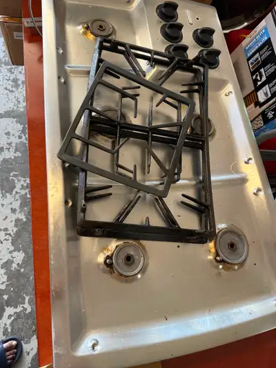Used cook top, still works great. Brand -Thermadore