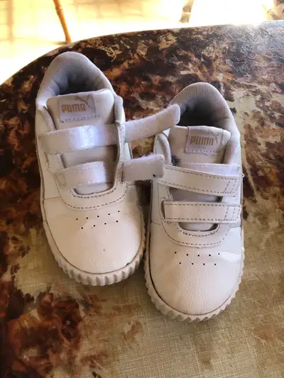 soulier de course pour enfant de marque puma, View more