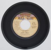 45 rpm -- DISQUES / VINYL RECORDS -- VINTAGE 1975 - 1978 - No. 2