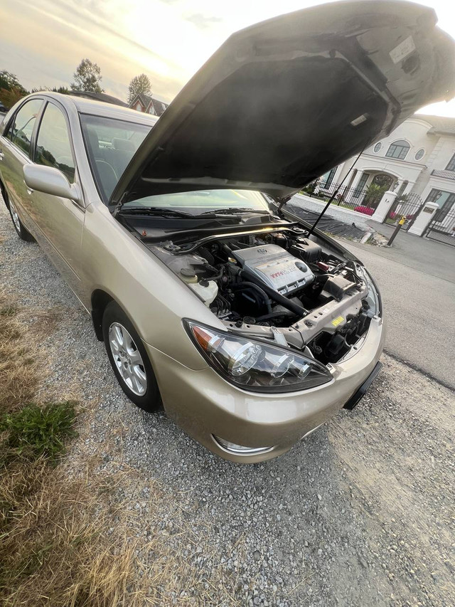 Toyota Camry 2004 in Cars & Trucks in Richmond - Image 3