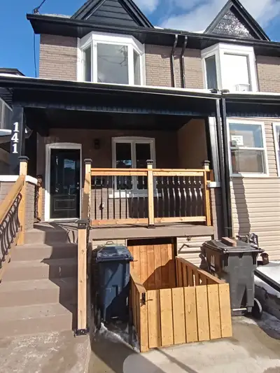 APARTMENT FOR RENT
