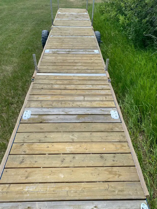 Aluminum Boat Dock made by Trembath Designs for Sale in Other in Swift Current - Image 7