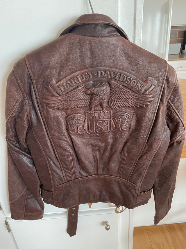 Manteau Harley Davidson pour Femme dans Femmes - Hauts et vêtements d'extérieur  à Ville de Montréal - Image 3
