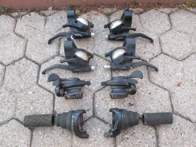 Shimano Microshift 6,7 speed gear shifters ST-EF40, SL-RS31, View more