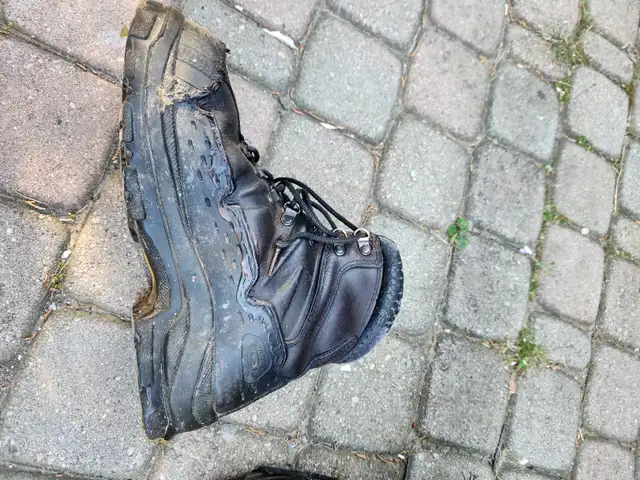 safety boots in Men's Shoes in Markham / York Region - Image 4