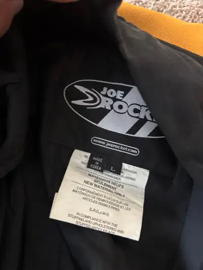 2003 Joe rocket motorcycle jacket . I barely used it . Haven’t had a bike in many years .