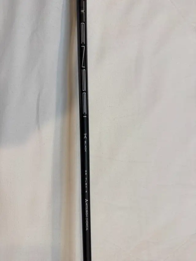 Titleist TSR3 Driver - 9.0° - Stiff Flex - RH in Golf in Windsor Region - Image 9