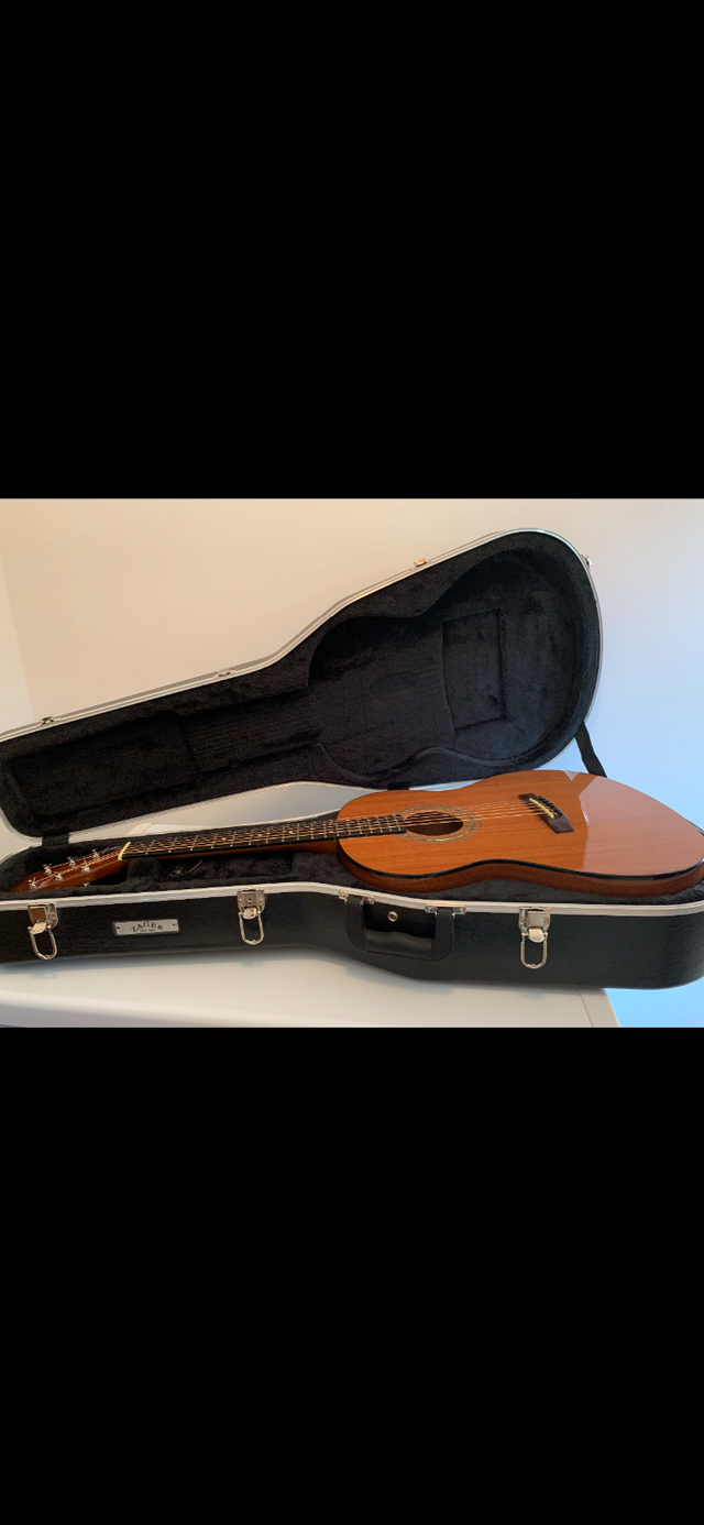 Zager acoustic guitar in Guitars in City of Montréal - Image 3