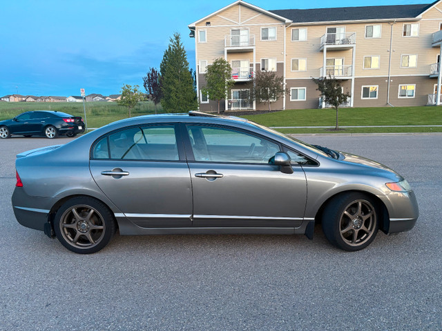 Honda civic 2008 in Cars & Trucks in Red Deer - Image 2