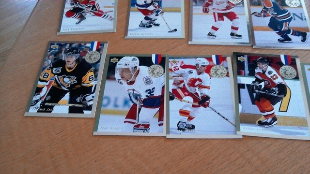 Carte Hockey Série Complète Upper Deck Euro Stars 1992-93 (4352) dans Art et objets de collection  à Laval/Rive Nord - Image 4