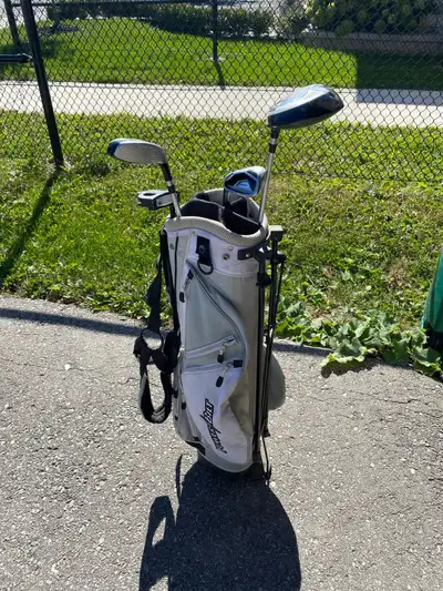 Left handed Jr PowerBilt Golf Club Set, View more